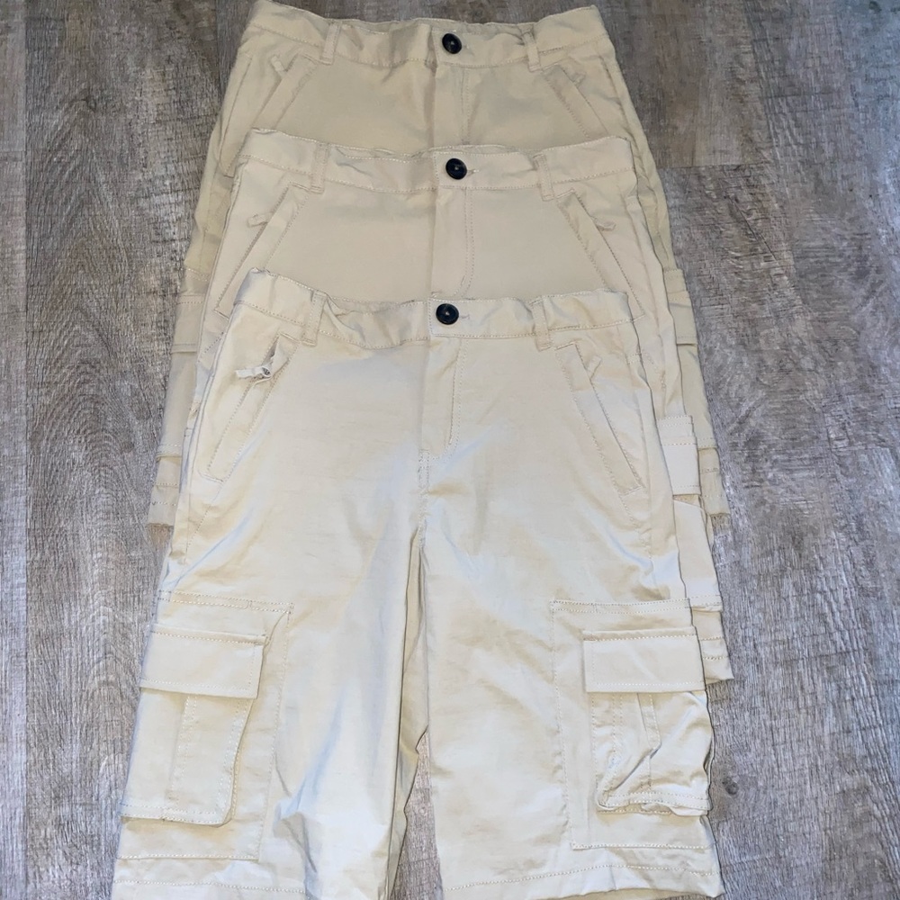 3 Cargo khaki shorts